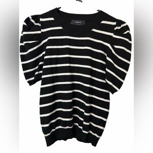 Dokotoo Black and White Striped Puff Sleeve Sweater NWOT